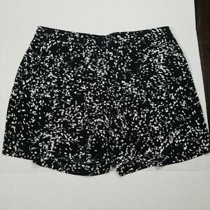 Halogen shorts size 1‎